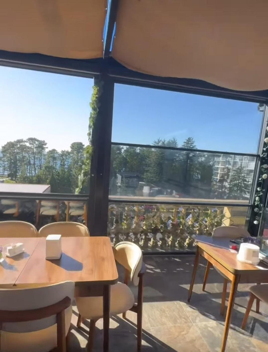 Majestic Hotel Kobuleti Exterior foto